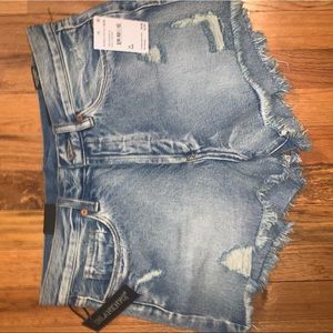 COPY - NWT blanknyc women’s denim shorts